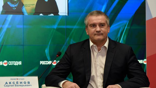 Аксенов поздравил пресс-центр Россия сегодня в Крыму с годовщиной
