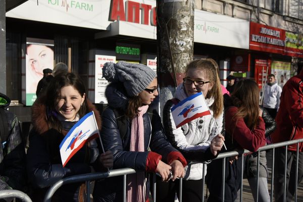 Торжественные мероприятия в Симферополе в честь второй годовщины референдума 2014 года