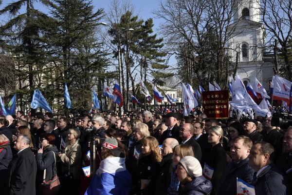 Митинг в Симферополе в честь второй годовщины референдума 2014 года