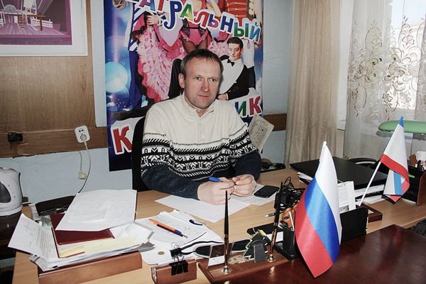 Главный режиссер Государственного академического музыкального театра Республики Крым Владимир Косов