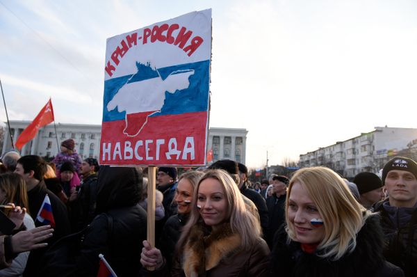 Праздничные мероприятия в Симферополе, посвященные второй годовщине воссоединения Крыма с Россией. 18 марта 2016 года