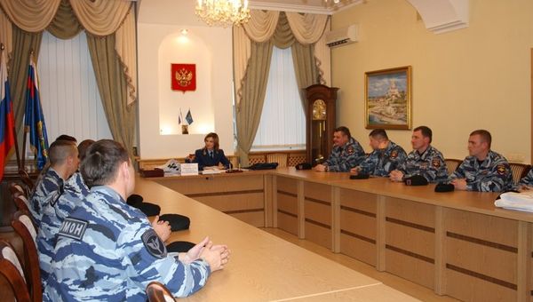 Прокурор республики Наталья Поклонская встретилась с сотрудниками подразделения Беркут, участвовавшими в событиях на Майдане Прокурор республики Наталья Поклонская встретилась с сотрудниками подразделения Беркут, участвовавшими в событиях на Майдане