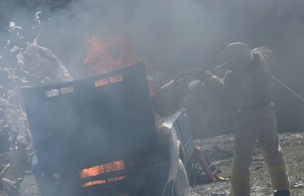 Тренировка МЧС по тушению лесного пожара