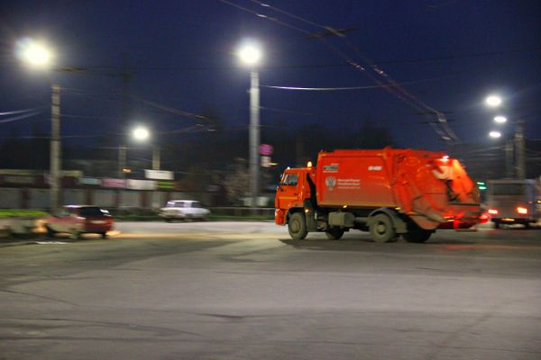 Уборка мусора в Симферополе. 28.03.2016