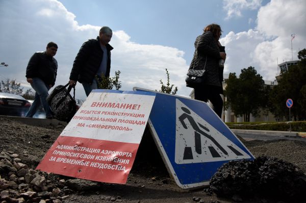 Работы по реконструкции аэропорта в Симферополе