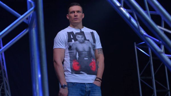 Боксер Александр Усик