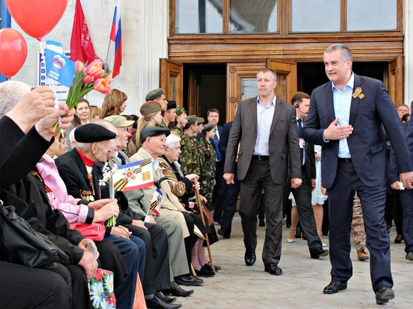 Глава Республики Крым Сергей Аксенов на прибытии Поезда Победы в Симферополь Глава Республики Крым Сергей Аксенов на прибытии Поезда Победы в Симферополь