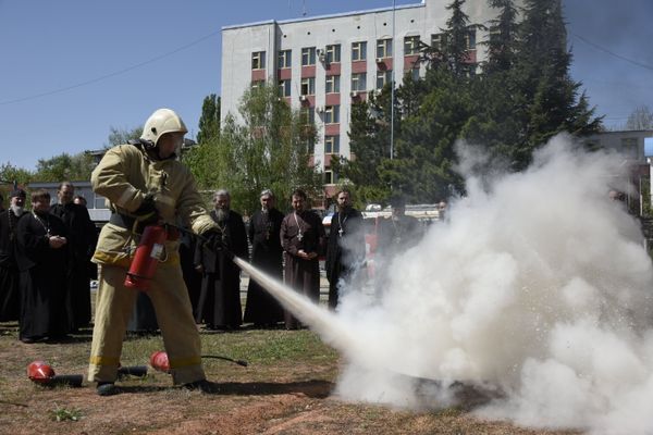 Семинар по пожарной безопасности для представителей крымского духовенства