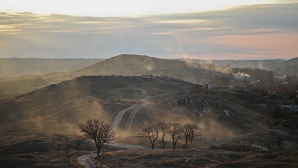 Вид на гору Митридат рядом с Аджимушкайскими каменоломнями, Керчь