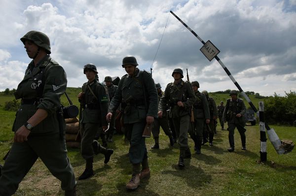 Реконструкция боя времен Великой Отечественной войны в селе Украинка Симферопольского района Реконструкция боя времен Великой Отечественной войны в селе Украинка Симферопольского района