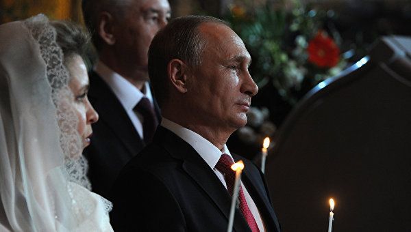 Президент России Владимир Путин поздравил православных христиан с Пасхой