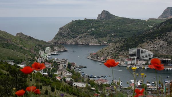 Балаклава (Севастополь) в пасмурную погоду