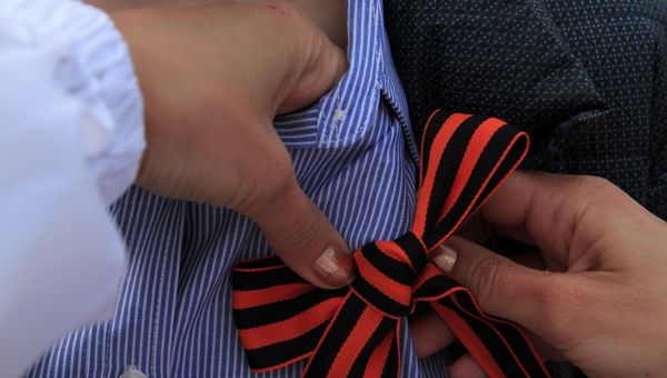 Акция Георгиевская ленточка в Севастополе и Симферополе Акция Георгиевская ленточка в Севастополе и Симферополе