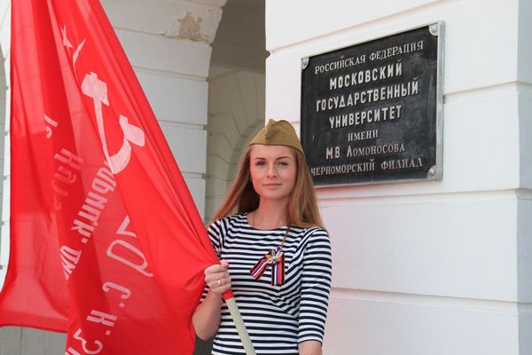 Акция Георгиевская ленточка в Севастополе и Симферополе