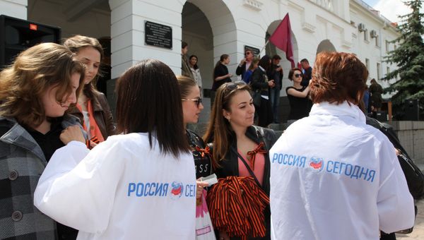 Акция Георгиевская ленточка в Севастополе и Симферополе