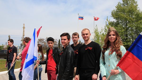 Филиал МГУ в Севастополе. Вручение георгиевских лент в рамках всероссийской акции.