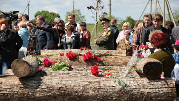 В Мирном открыли вторую очередь мемориала Красный