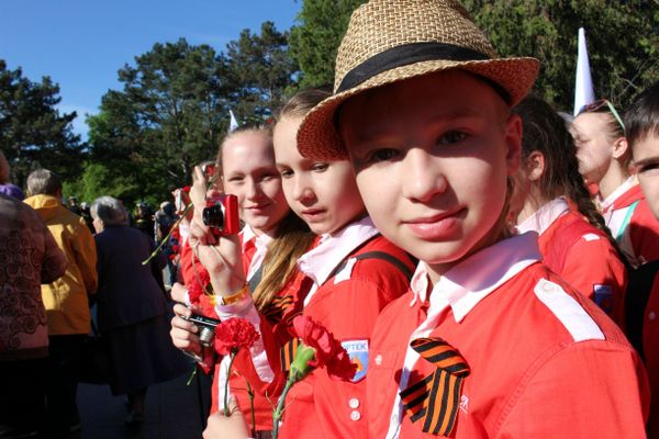 Артековцы на Сапун-горе почтили память погибших за Севастополь