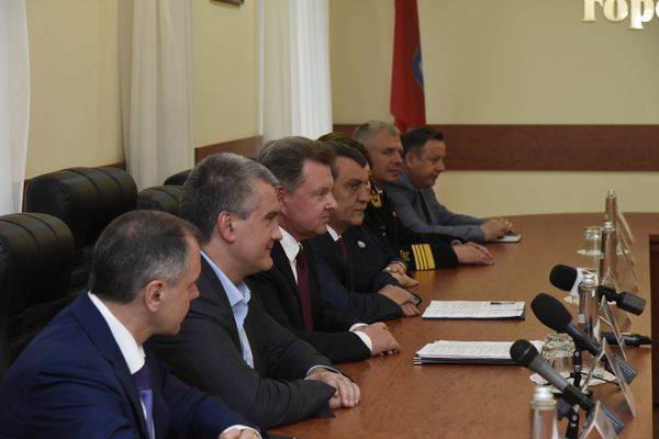 Визит итальянских парламентариев в Крым