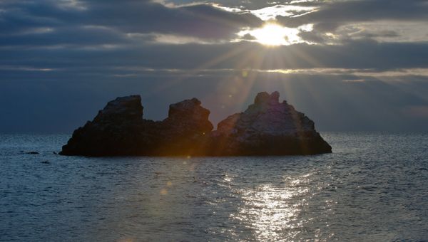 Черное море у поселка Утес в окрестностях Алушты