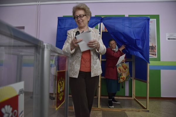 Предварительное голосование партии Единая Россия. Участок в школе №29 города Симферополя