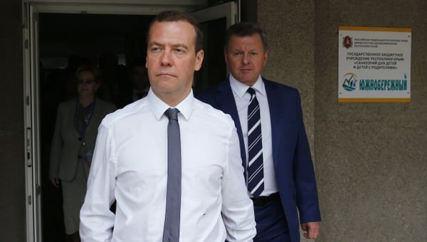 Рабочая поездка в Крым премьер-министра РФ Д. Медведева