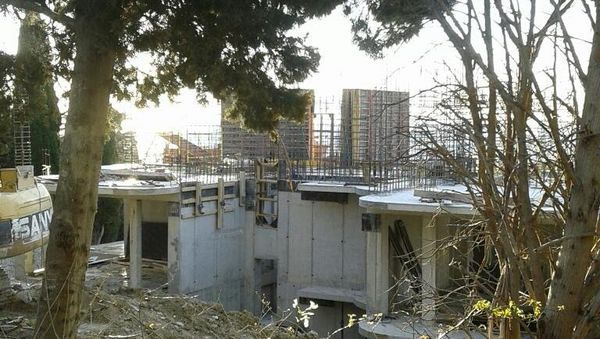 Стройка Олега Геншафта в Алупке Стройка Олега Геншафта в Алупке