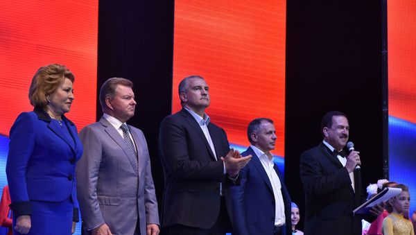 Открытие X Международного фестиваля Великое русское слово в Ялте. Слева направо: Председатель Совета Федерации Федерального Собрания РФ Валентина Матвиенко, представитель президента России в Крыму Олег Белавенцев, глава Республики Крым Сергей Аксенов и  председатель Государственного Совета РК Владимир Константинов