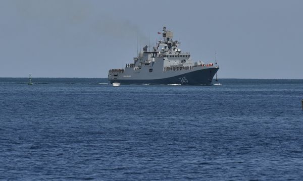 Новейший фрегат Адмирал Григорович прибыл на место своего постоянного базирования в Севастополь