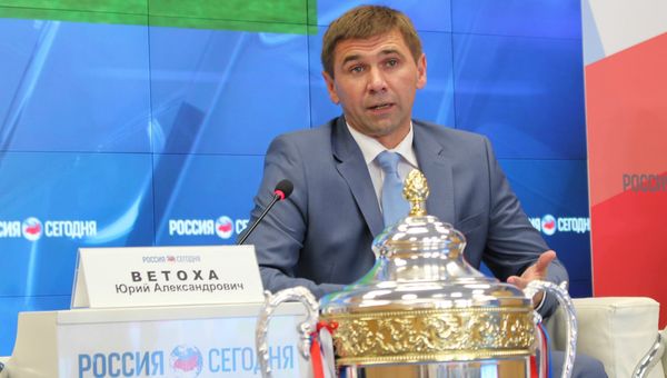 Президент Крымского футбольного союза Юрий Ветоха Президент Крымского футбольного союза Юрий Ветоха