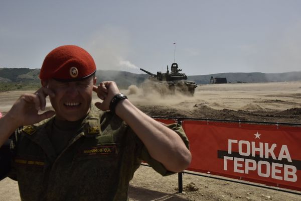 Гонка героев в Крыму