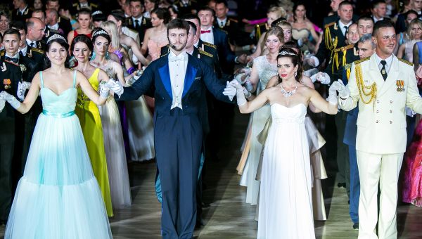 Большой севастопольский благотворительный Офицерский бал Большой севастопольский благотворительный Офицерский бал