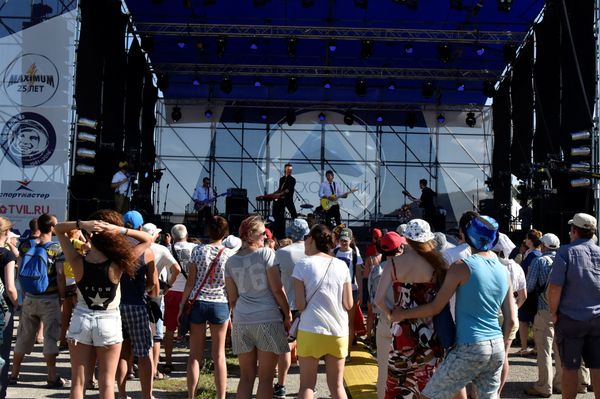 Спортивно-музыкальный марафон Восходящий поток на горе Клементьева в Коктебеле