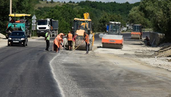Ремонт на участке Керченской трассы у села Родники Белогорского района