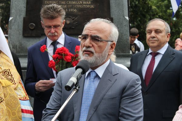 Открытие памятника Греческому легиону императора Николая I в Севастополе. Президент федеральной национально-культурной автономии греков России Иван Саввиди
