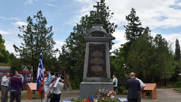 Памятник Греческому легиону императора Николая I в Севастополе