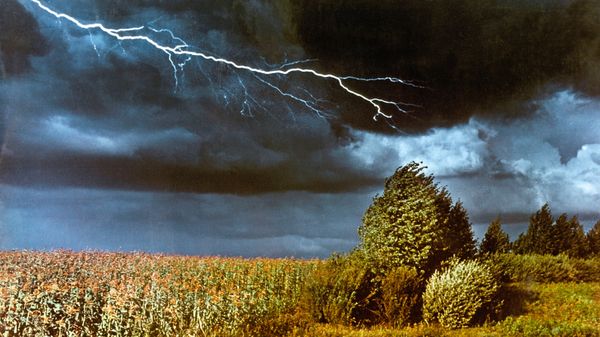 Гроза. Фото с выставки Наша Родина в художественной фотографии