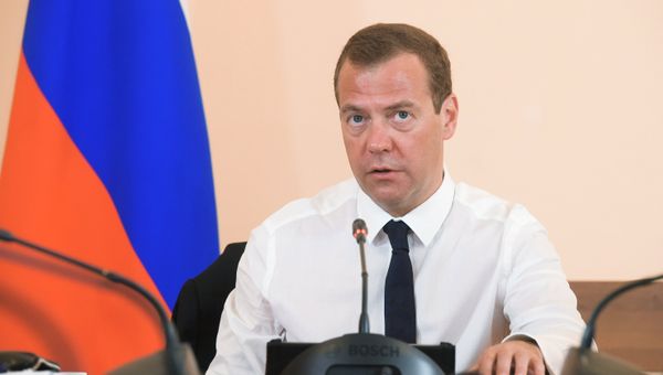 Рабочая поездка премьер-министра РФ Д. Медведева в Крымский федеральный округ