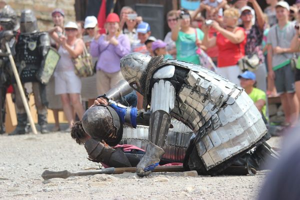 Рыцарский фестиваль Генуэзский шлем в Судаке. 2016 год Рыцарский фестиваль Генуэзский шлем в Судаке. 2016 год