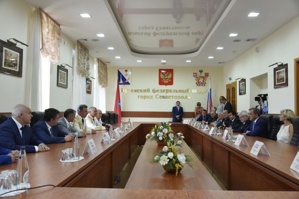 Встреча с делегацией французских депутатов в Севастополе