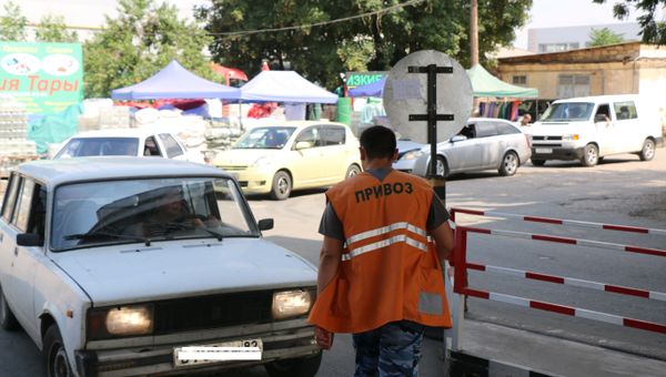 На симферопольском Привозе идет масштабная налоговая проверка