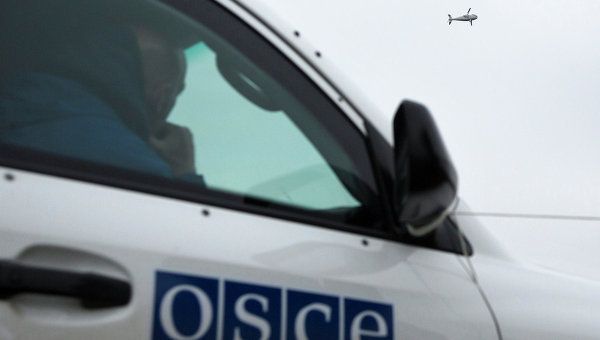 Наблюдатели ОБСЕ на Украине. Архивное фото Наблюдатели ОБСЕ на Украине. Архивное фото