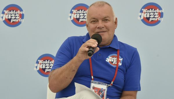 Генеральный директор МИА Россия сегодня Дмитрий Киселев на пресс-конференции, посвященной открытию международного джазового фестиваля Koktebel Jazz Party-2016 Генеральный директор МИА Россия сегодня Дмитрий Киселев на пресс-конференции, посвященной открытию международного джазового фестиваля Koktebel Jazz Party-2016