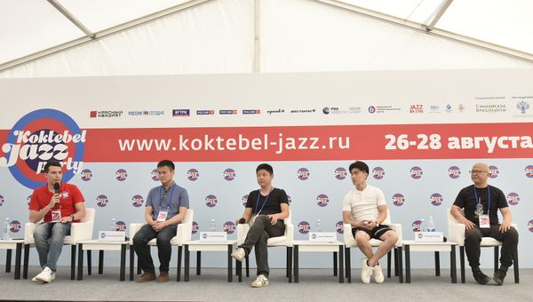 Li Xiaochuan jazz quartet из Китая на пресс-конференции. Второй день Koktebel Jazz Party-2016