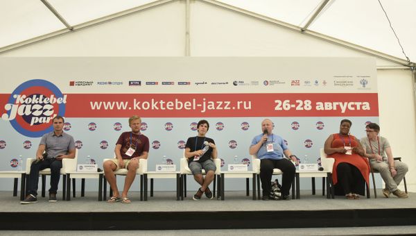 Третий день Koktebel Jazz Party-2016. Пресс-конференция участников квартета Роберта Анчиполовского и Джанин Картер (Израиль, Россия, США)