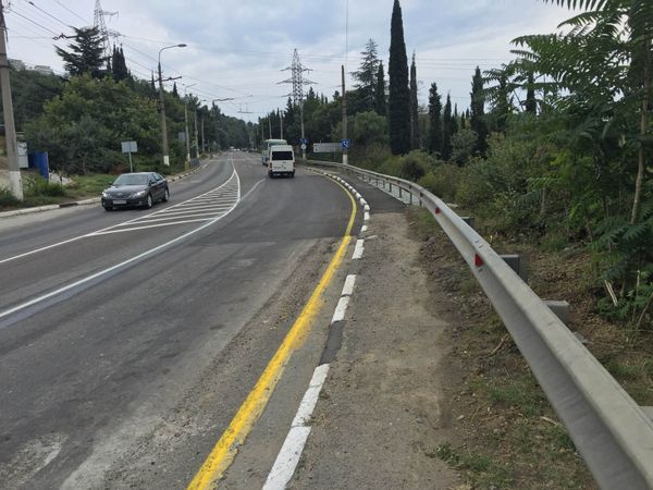 Завершен ремонт аварийного участка дороги Симферополь – Алушта – Ялта в районе поселка Массандра 