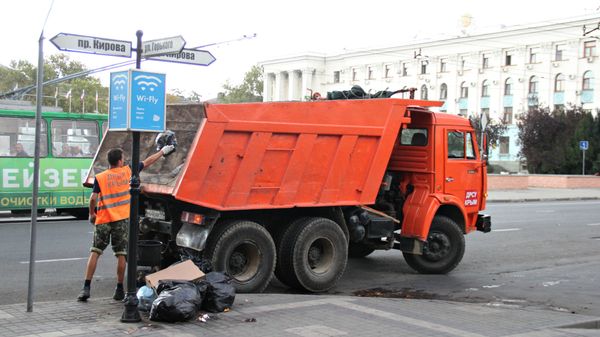 Уборка центральных улиц Симферополя