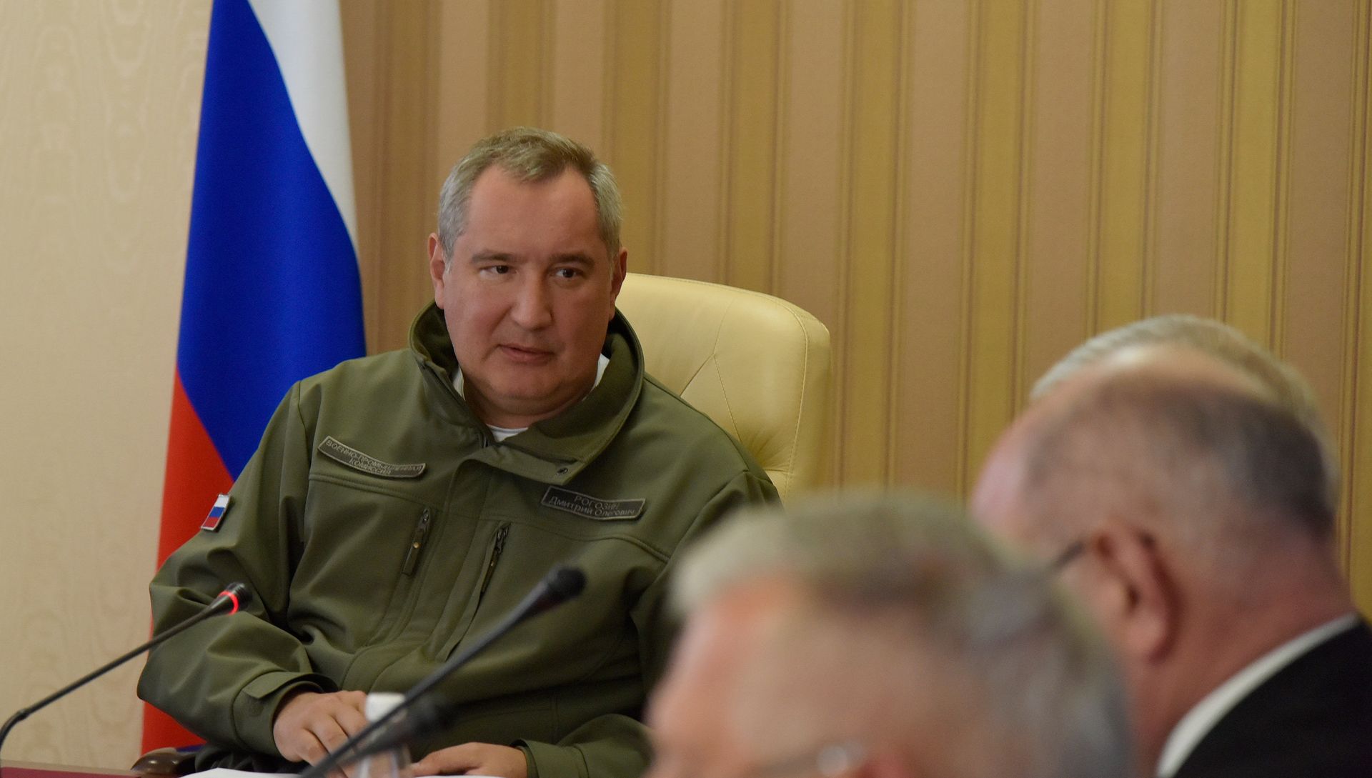 Вице-премьер РФ Дмитрий Рогозин на заседании Государственной пограничной комиссии в Крыму Вице-премьер РФ Дмитрий Рогозин на заседании Государственной пограничной комиссии в Крыму - РИА Новости, 1920, 10.11.2020