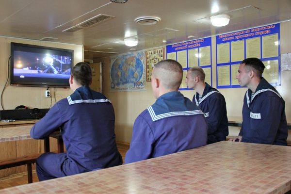 Большой десантный корабль Азов Черноморского флота 