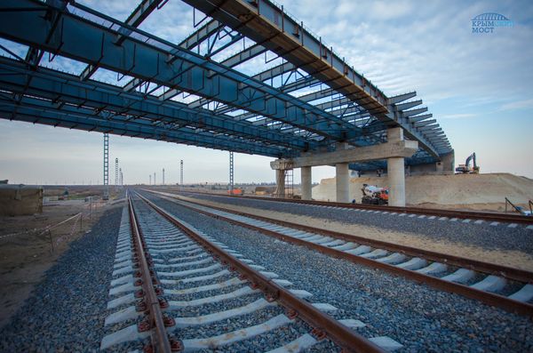 Строительство железнодорожных подходов к мосту через Керченский пролив